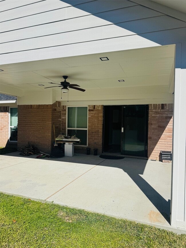 Building Photo - 8403 Battleoak Dr