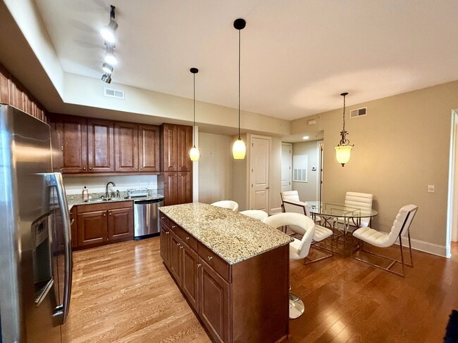 Building Photo - T.R. Lawing Realty Property