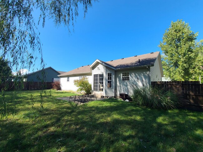 Building Photo - Four Bed Two Bath House in Bridgman