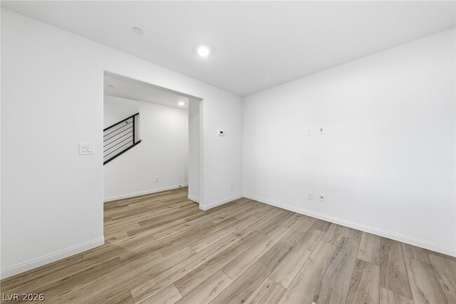 Building Photo - 9238 Soho Sky Ct