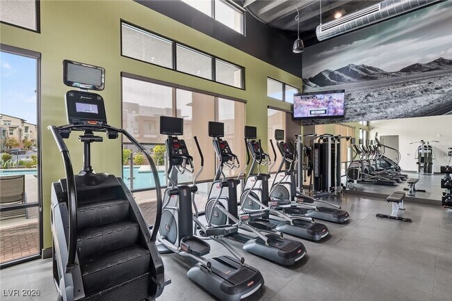 Building Photo - Charleston & 215 Aka Affinity