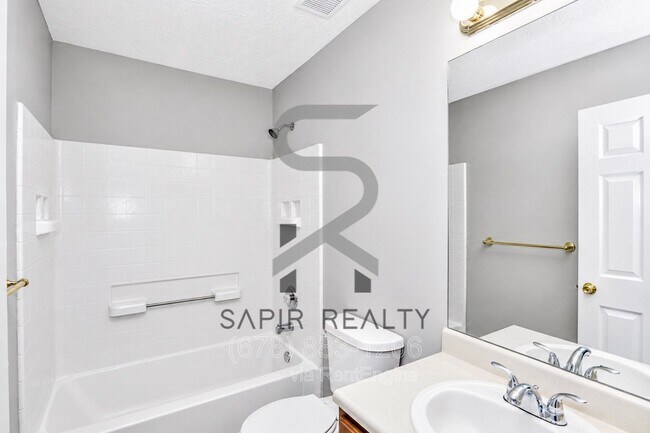 Building Photo - 5791 Strathmoor Manor Cir