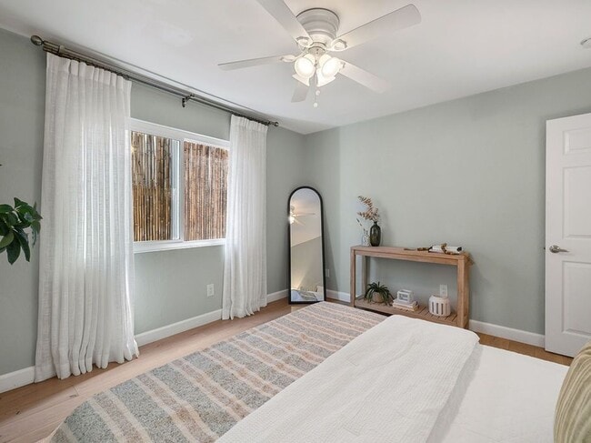 Building Photo - 1141 Stanford Ave