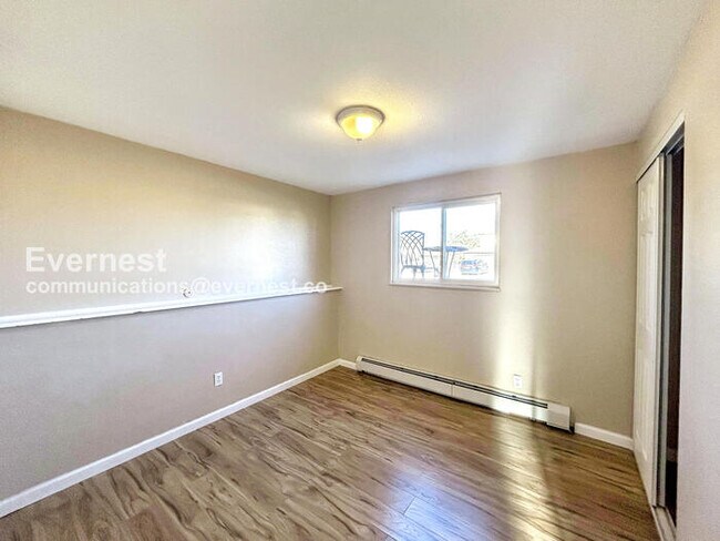 Building Photo - 1709 Hampton S