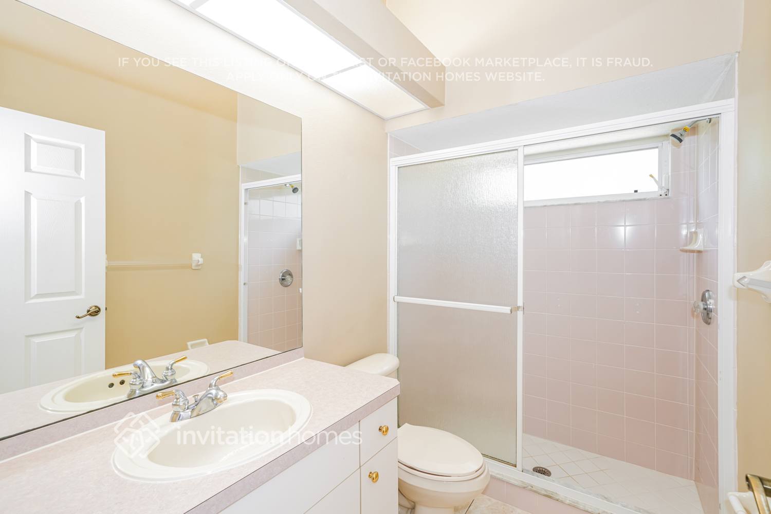 Building Photo - 1649 Oak Park Ct
