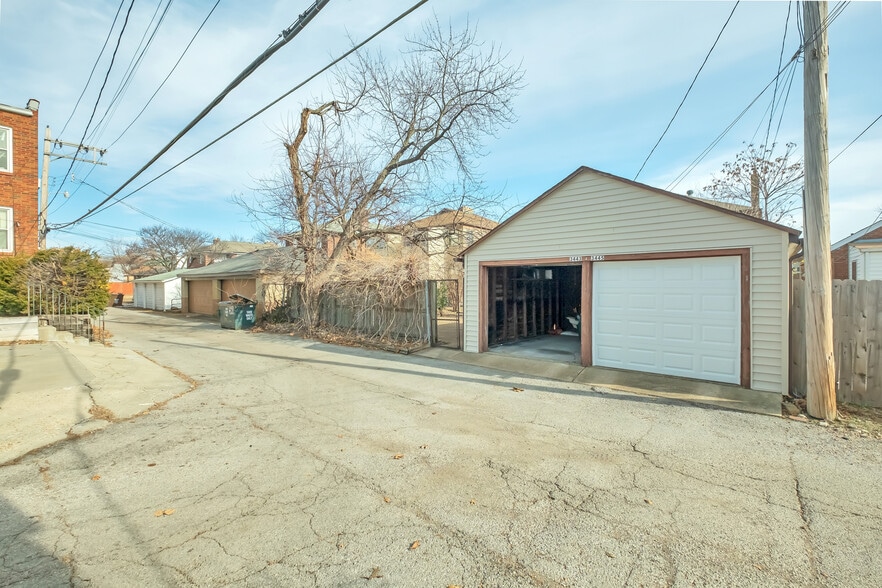 Easiest in & out due to garage positioned directly a T-Intersection of Alley! - 3443 Lawn Ave