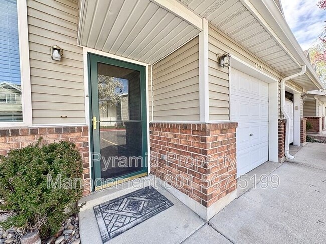 Building Photo - 4521 Bella Verde Ct