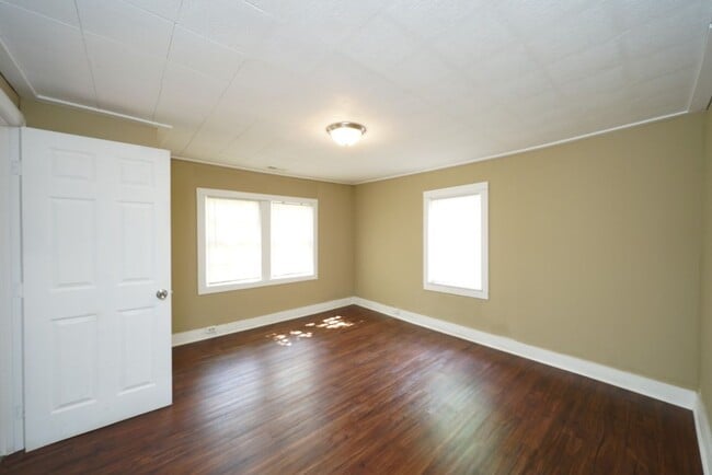 Building Photo - Cozy 2BR Home in Forestdale – Freshly Updated & Fenced Yard!