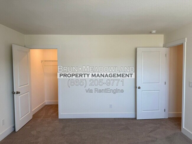 Building Photo - 2424 Limelight Ln