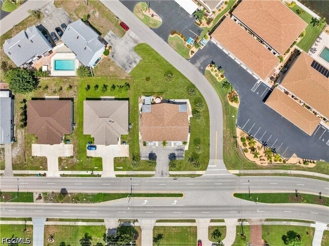 Building Photo - 4353 Country Club Blvd