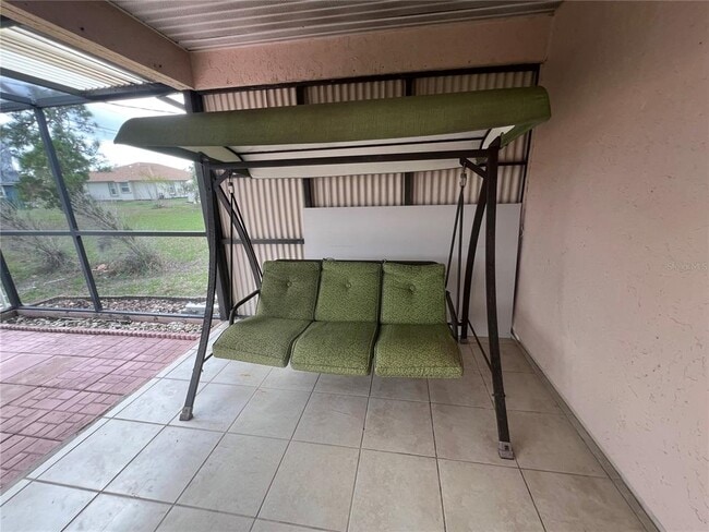 Building Photo - 3703 Suburban Ln