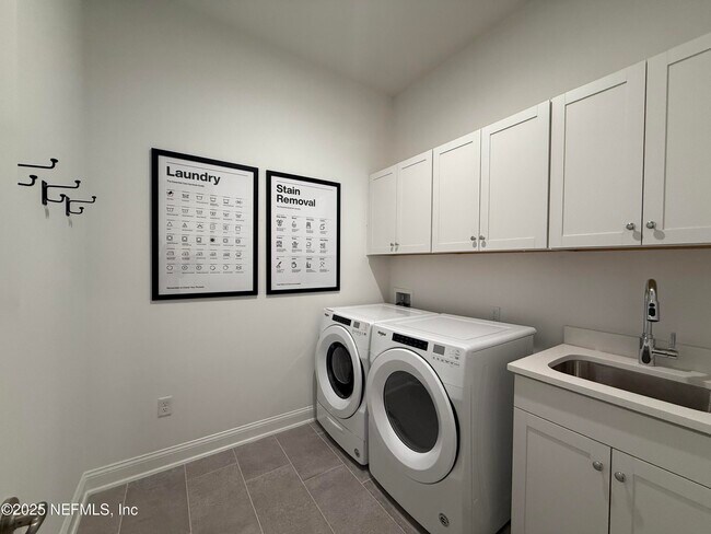 Building Photo - 22 Holly Rdg Wy