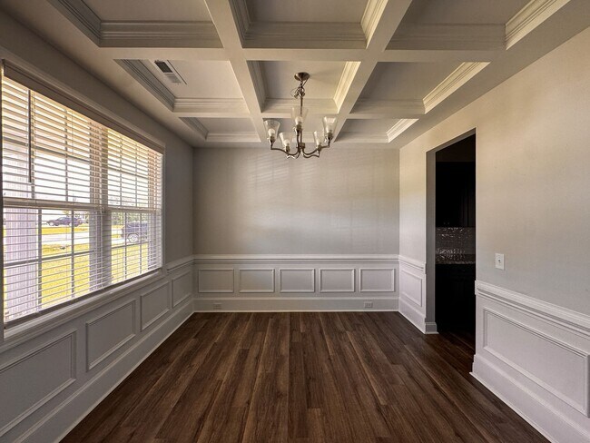 Building Photo - Stunning 4 Bed 2.5 Bath Home in Moore County