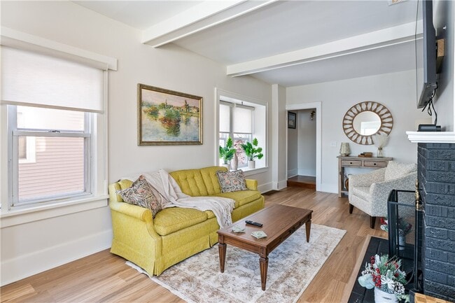 Building Photo - 1350 Bay Shore Blvd