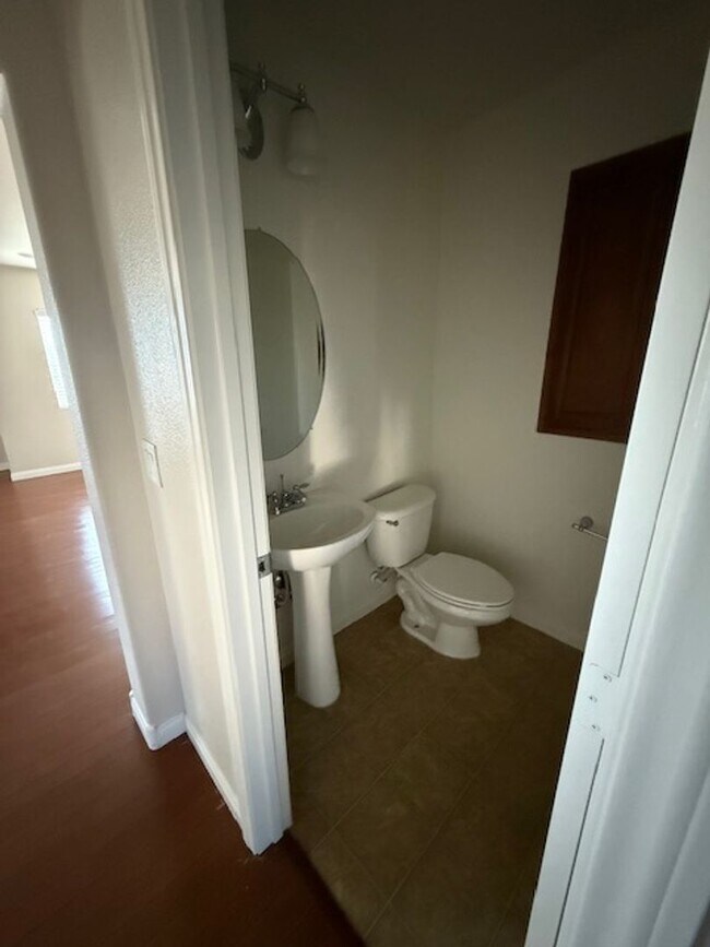 Building Photo - AVAILABLE NOW! PROMO- 2 Weeks Free first month!!