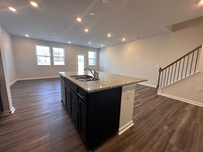 Building Photo - 3bd/2.5ba Townhome for rent @ Triple Crown in Durham