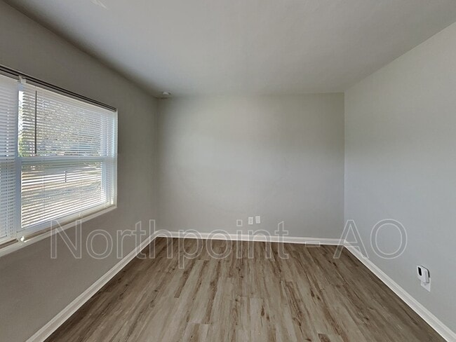 Building Photo - 5217 Ortega Forest Dr