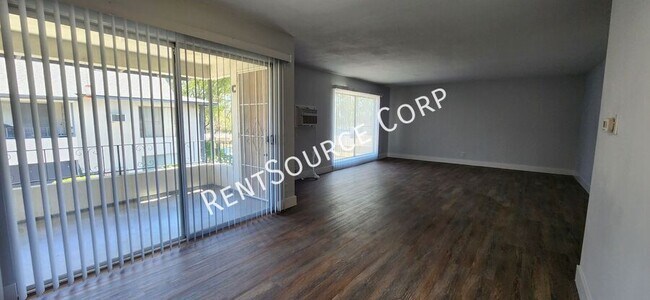 Building Photo - 850 N Redding Way