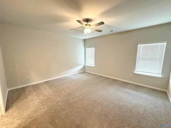 Building Photo - 207 Osceola Cir