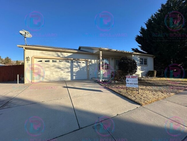 Building Photo - 1 Month Free!!! Beautiful 3BR 2 Bath home with RV Parking!