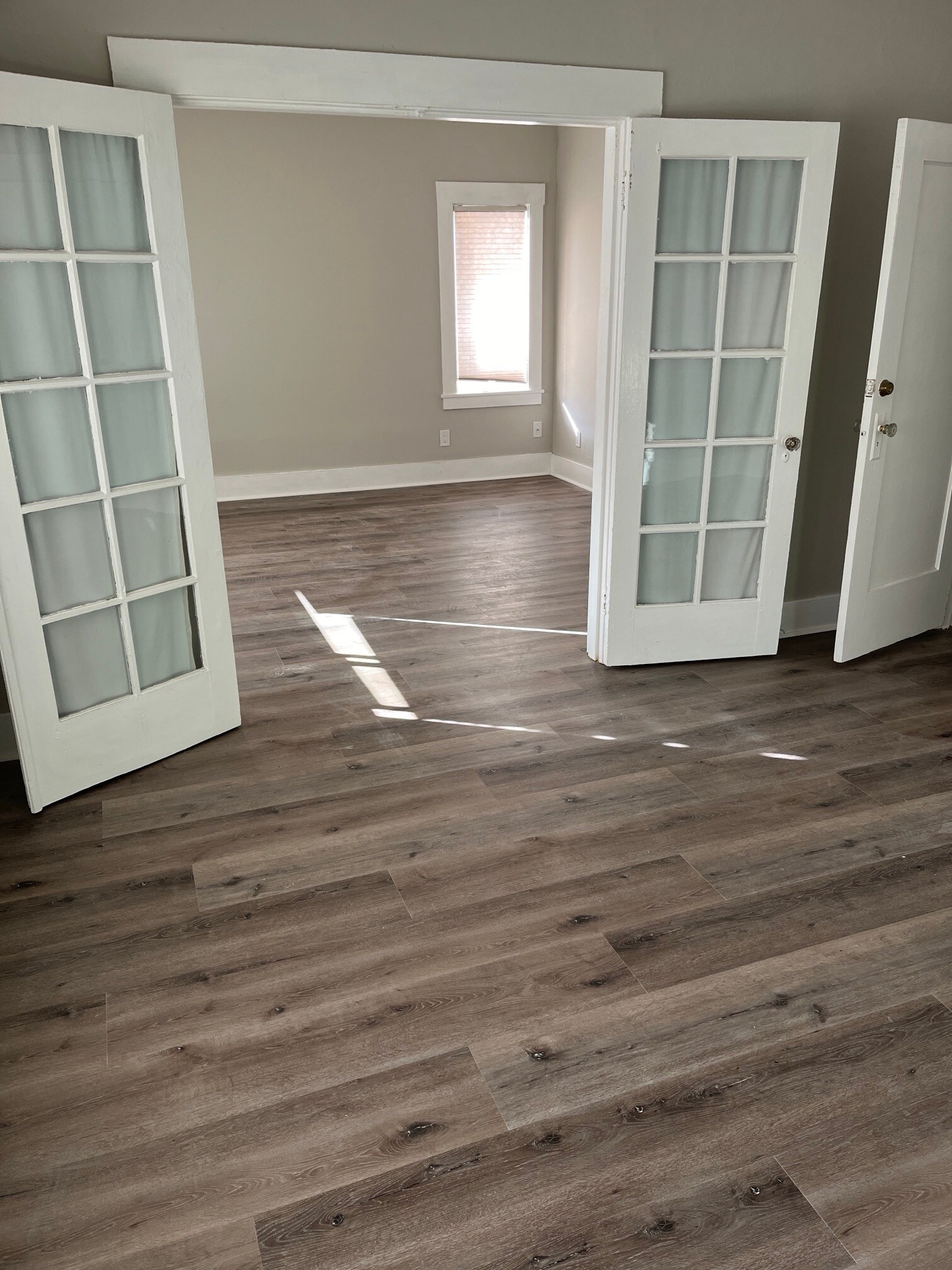 Building Photo - 524 25th St