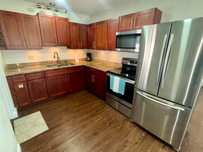 Building Photo - 12235 Mallory Dr