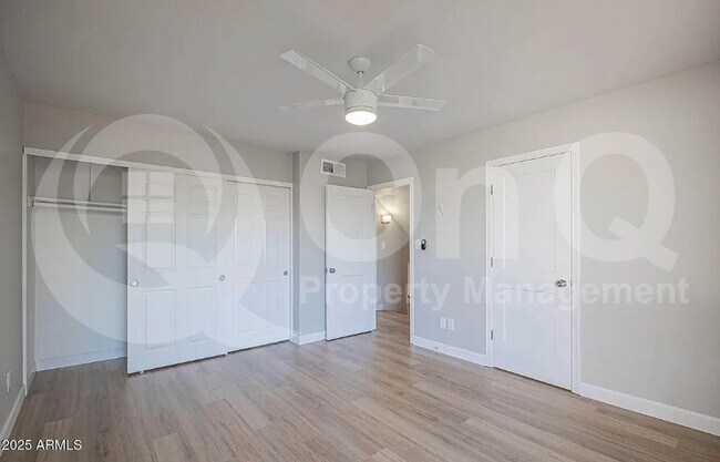 Building Photo - 1646 E Hermosa Dr