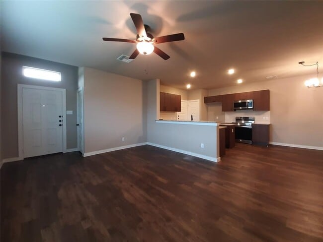 Building Photo - 25563 Starling Ln