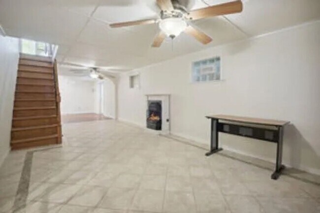 Building Photo - 8413 Spencer Ct