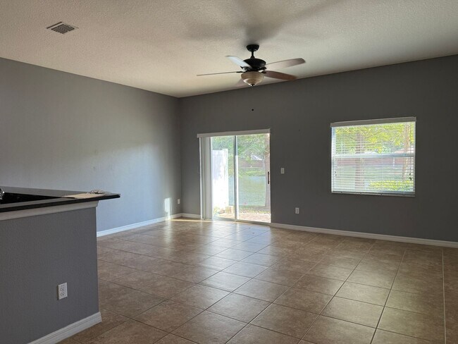 Building Photo - 3/2 Townhome in Winter Springs