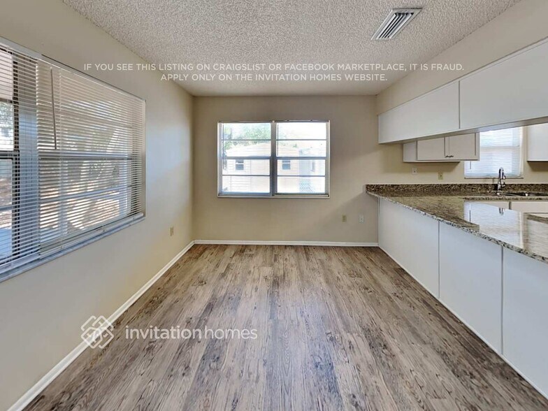 Building Photo - 8721 Schrader Blvd