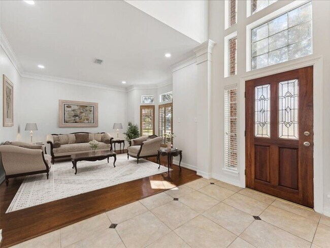 Building Photo - 11404 Island Manor St