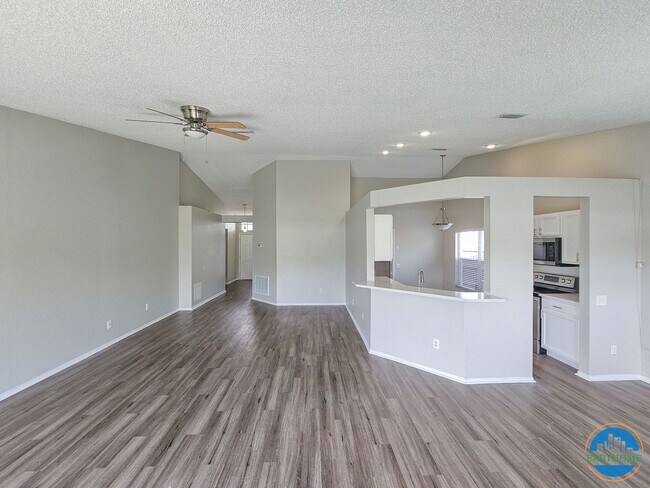 Building Photo - 12506 Vision Way