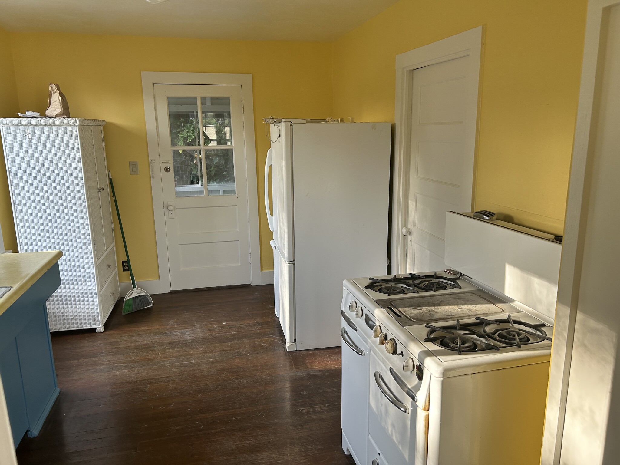 Building Photo - 7316 Bodega Ave