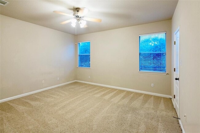 Building Photo - 205 Arrowhead Trail