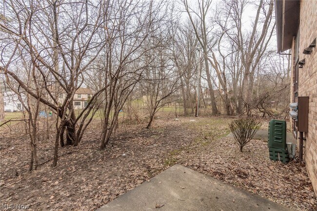 Building Photo - 3265 Mayfield Rd