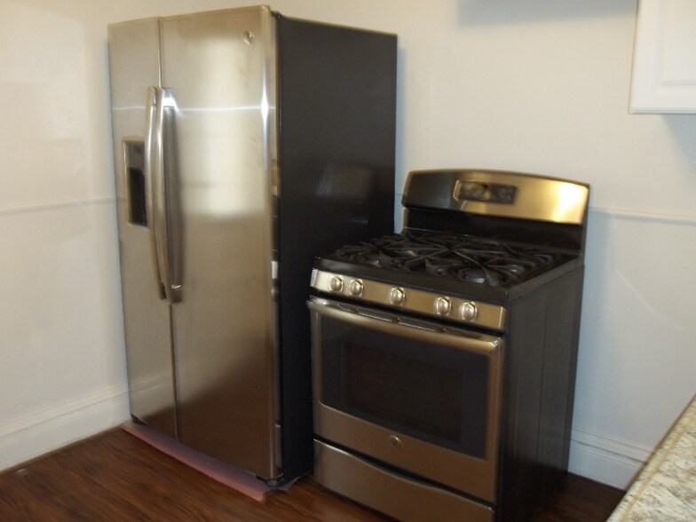 Building Photo - 900 S Pennsylvania St