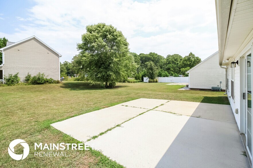 Building Photo - 3307 Stavanger Ct