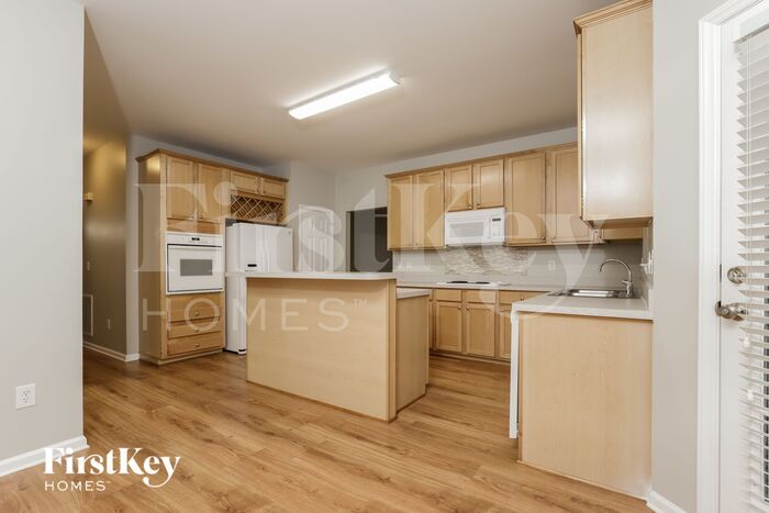 Building Photo - 2970 Maple Branch Dr