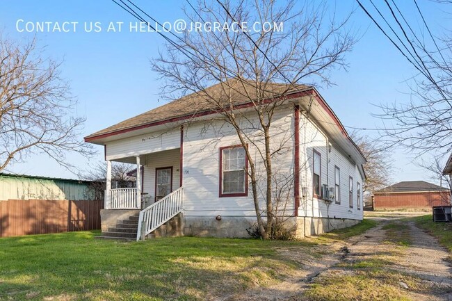 Building Photo - 1720 Webster Ave