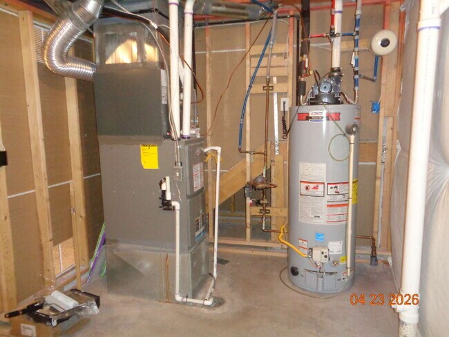 Building Photo - Lorson Ranch beauty