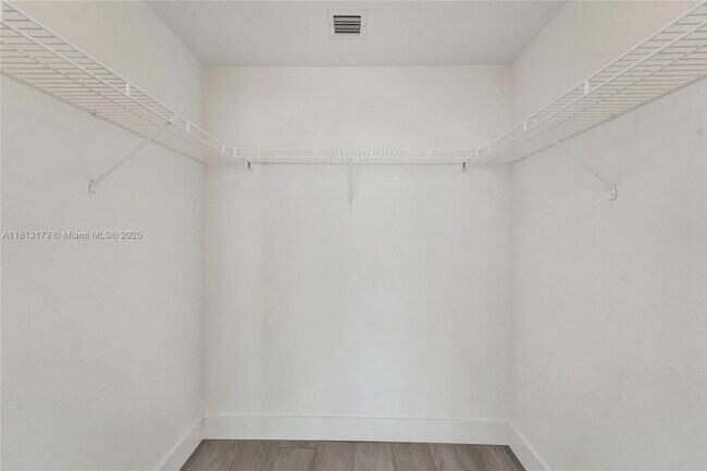 Building Photo - 888 Biscayne Blvd