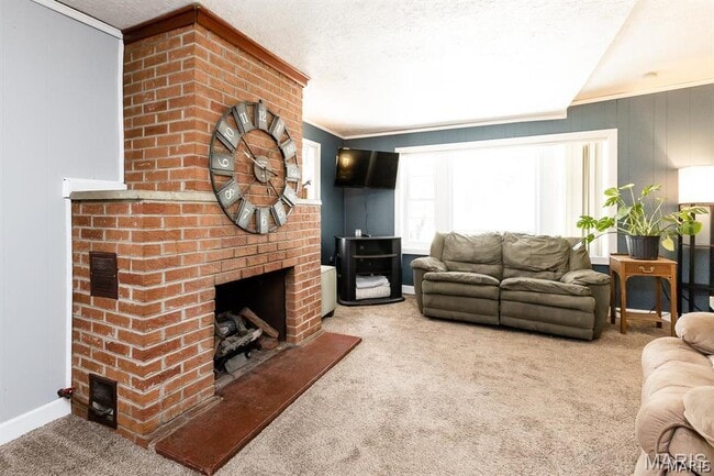 Building Photo - 417 N John St