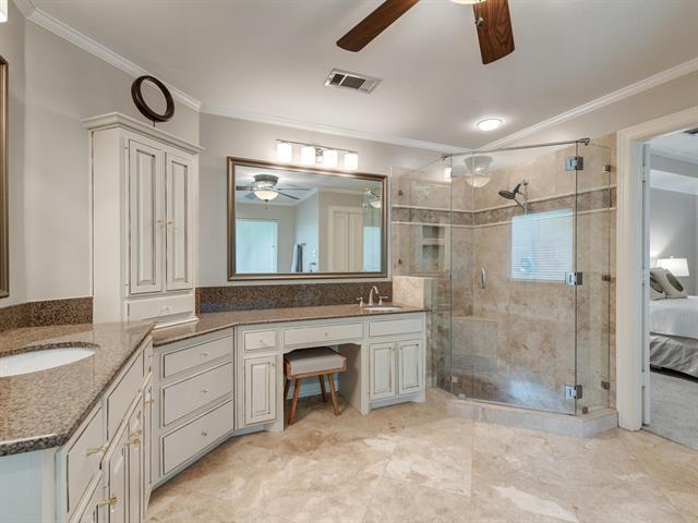 Building Photo - 250 Glenrose Ct