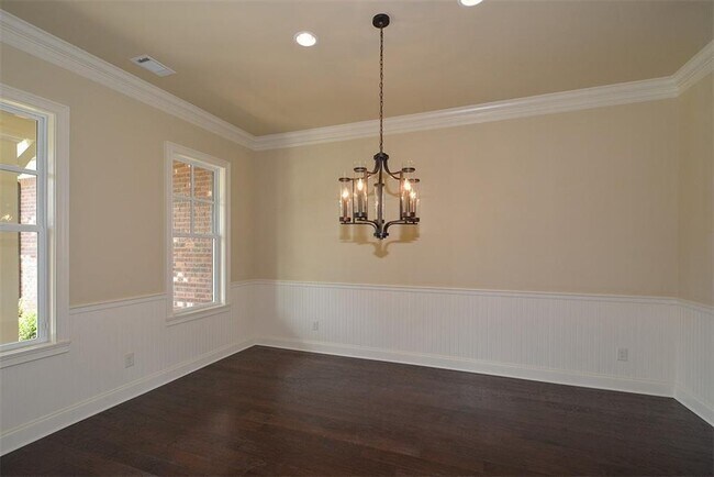 Building Photo - 2408 Rosapenna Ln SW