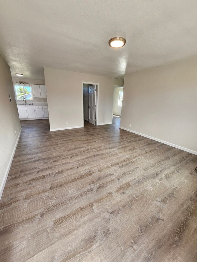 Building Photo - Beautiful 2 bedroom 1 bath home in Waimeaa