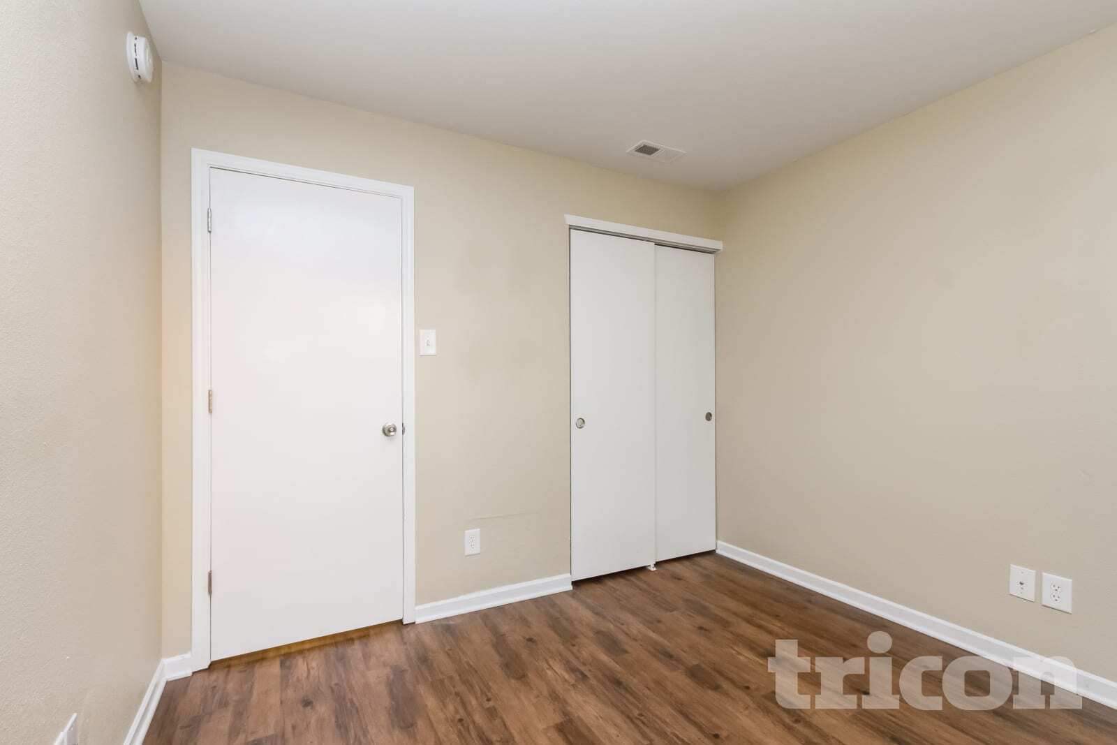 Building Photo - 1615 Blue Grass Pkwy