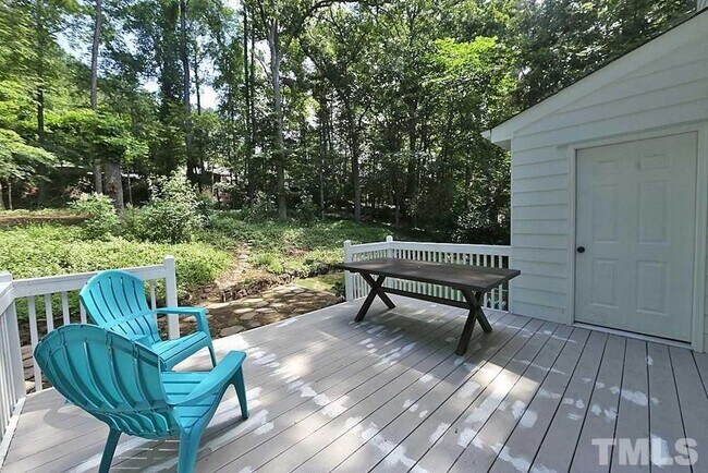 Building Photo - 227 Forbush Mountain Dr