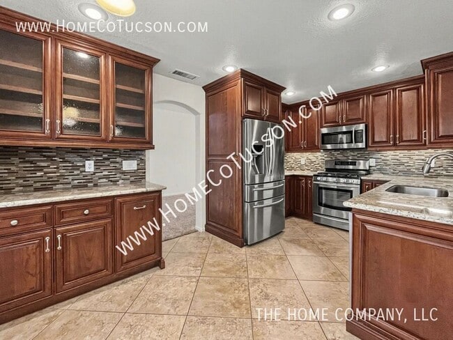 Building Photo - 5168 N Windriver Pl