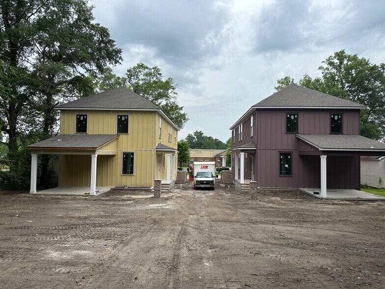 Building Photo - 2516 Richland St
